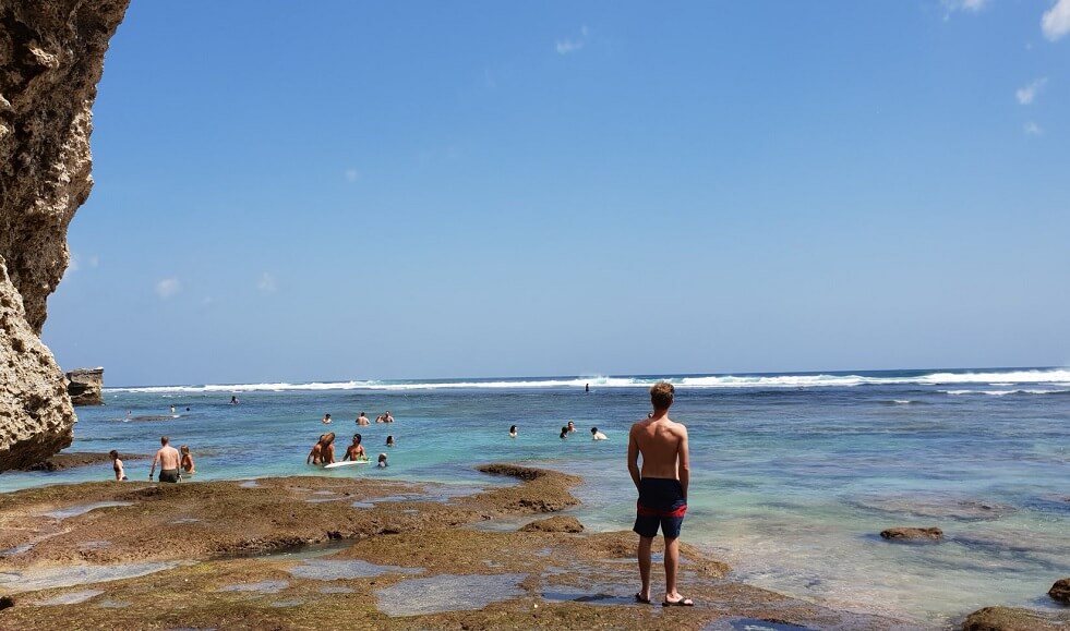 Biển Uluwatu ở khu vực Nusa Dua